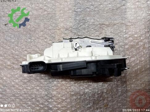 Volkswagen Tiguan Kapı Kilidi 5N1837015D çıkma parça