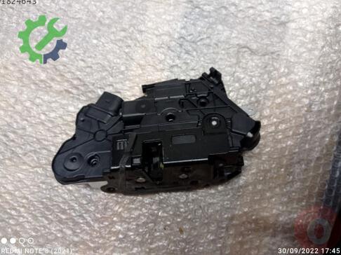 Volkswagen Tiguan Kapı Kilidi 5N1837015D çıkma parça