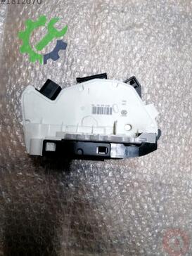 Volkswagen Tiguan Kapı Kilidi 5N1837016E çıkma parça