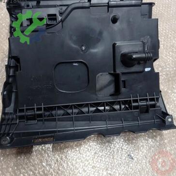 Volkswagen Tiguan Torpido 5N1857035B çıkma parça
