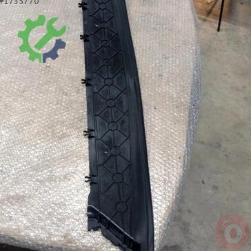 Volkswagen Tiguan Radyatör 5NA121341E çıkma parça