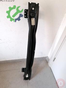 Volkswagen Tiguan Tampon Demiri 5NA807305A çıkma parça