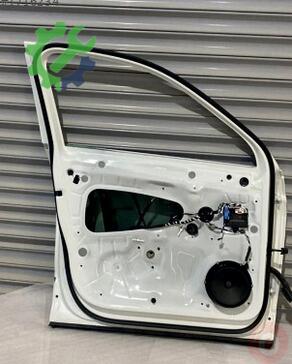 Volkswagen Tiguan Kapı 5NA831055N çıkma parça