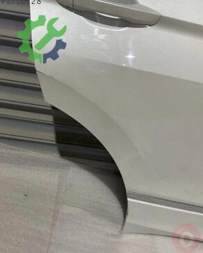 Volkswagen Tiguan Kapı çıkma parça