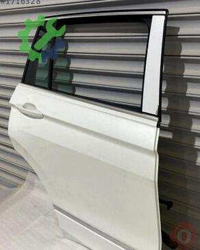 Volkswagen Tiguan Kapı 5NA833056J çıkma parça