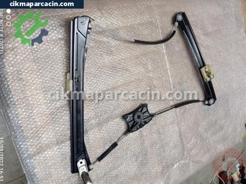 Volkswagen Tiguan Kelebek Camı çıkma parça