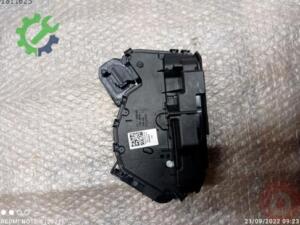 Çıkma Volkswagen Passat Kapı Kilidi 5NA839015D