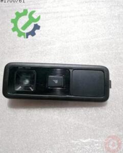 Çıkma Volkswagen Tiguan Tavan Lambası 5NA861137B