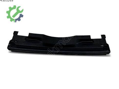 Volkswagen Tiguan Bagaj 5NA863459F çıkma parça