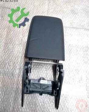 Volkswagen Tiguan Orta Konsol 5NA864207C çıkma parça