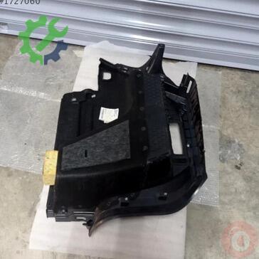 Volkswagen Tiguan Bagaj 5NA867427MF çıkma parça