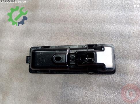 Volkswagen Tiguan Koltuk 5NA885671G çıkma parça
