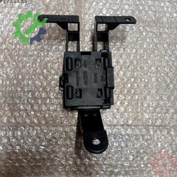 Volkswagen Tiguan Tampon Braketi 5NA907907 çıkma parça