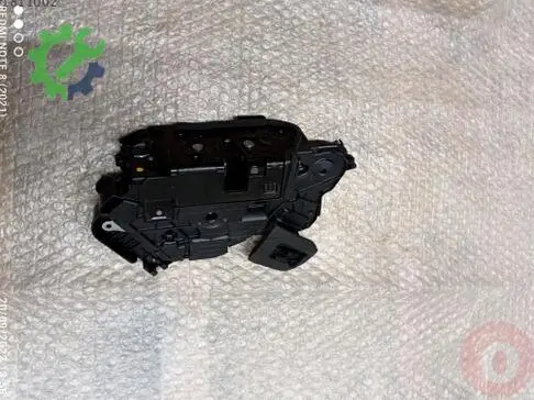 Volkswagen Arteon Kapı Kilidi 5NB837015E çıkma parça