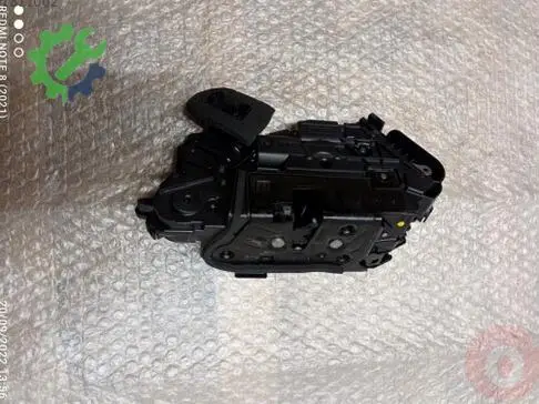 Volkswagen Arteon Kapı Kilidi 5NB837015E çıkma parça