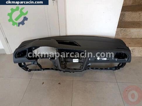 Volkswagen Tiguan Torpido çıkma parça