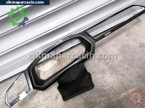 Volkswagen Jetta Gösterge Çerçevesi çıkma parça