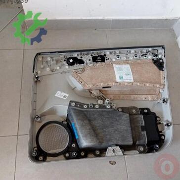 Volkswagen Tiguan Kapı Döşemesi 5NB867011AD çıkma parça