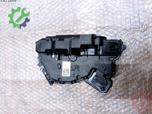 Volkswagen Passat Kapı Kilidi 5NC837016E çıkma parça