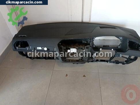Volkswagen Tiguan Torpido çıkma parça