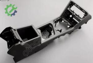 Volkswagen Tiguan Orijinal Çıkma Orta Konsol 5NC863241A