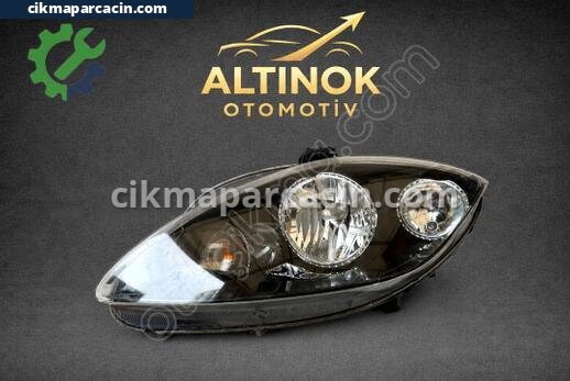 Seat Leon Sol Ön Far çıkma parça