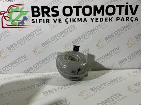 Volkswagen Golf Yedek Su Deposu çıkma parça