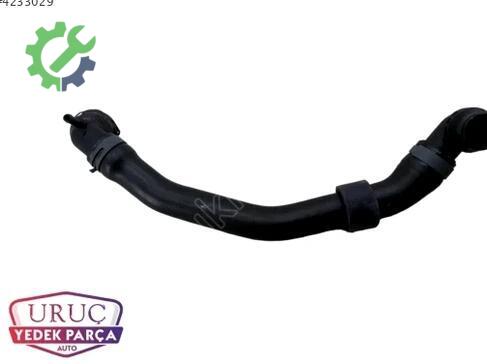 Audi A3 Motor Su Radyatörü 5Q0121619A çıkma parça