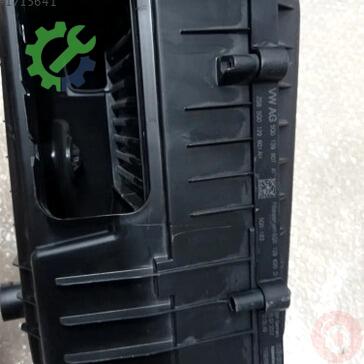 Volkswagen Golf Hava Filtresi Kutusu 5Q0129607AA çıkma parça