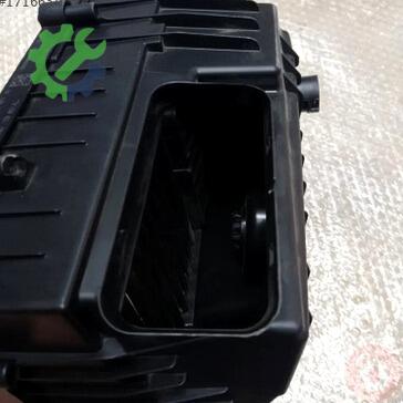 Audi A3 Hava Filtresi Kutusu 5Q0129607AE çıkma parça