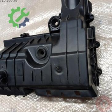 Audi A3 Hava Filtresi Kutusu 5Q0129607AE çıkma parça