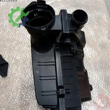Volkswagen Golf Hava Filtresi Kutusu 5Q0129607AE çıkma parça