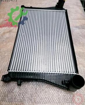 Volkswagen Golf Intercooler 5Q0145803AE çıkma parça