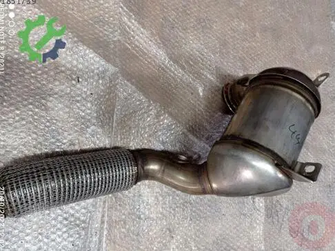 Volkswagen Golf Katalitik Konvertör 5Q0131701S çıkma parça