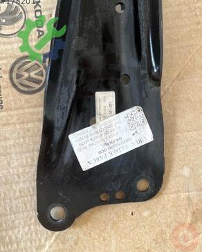 Audi Q2 Salıncak 5Q0505223D çıkma parça