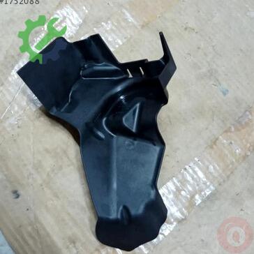 Volkswagen Passat Motor Kapağı 5Q0614321C çıkma parça