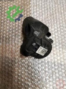 Volkswagen Golf Orijinal Çıkma Kaliper 5Q0615406