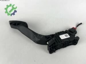 Volkswagen Passat 2025 Debriyaj Alt Merkezi Çıkma - 5Q0723503D