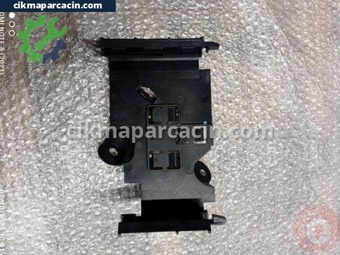 Audi A3 Teyp çıkma parça