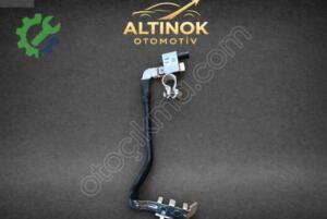 5Q0915181 AKÜ EKSİ KUTUP BAŞI ORJİNAL