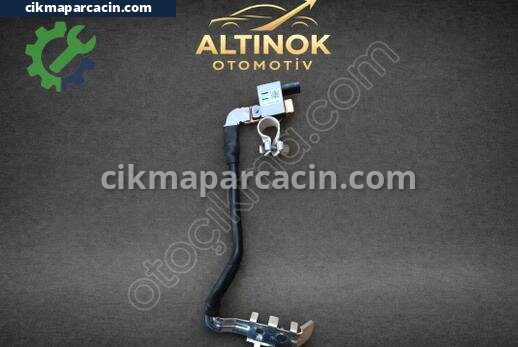 Volkswagen Golf Akü çıkma parça