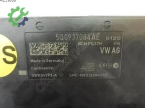 Çıkma Volkswagen Golf Beyin 5Q0937084AE