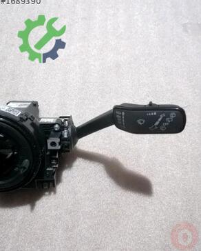 Volkswagen Golf Sinyal Kolu 5Q0953521R çıkma parça
