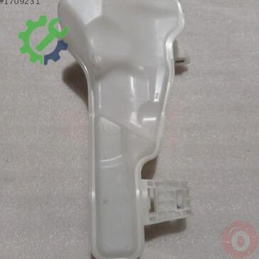 Volkswagen Golf Yedek Su Deposu 5Q0955453AK çıkma parça
