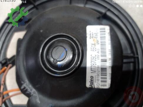 Volkswagen Passat Kalorifer Motoru 5Q1819021B çıkma parça