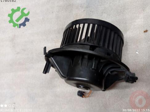 Volkswagen Passat Kalorifer Motoru 5Q1819021A çıkma parça