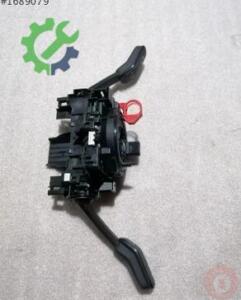 Volkswagen Jetta Orijinal Çıkma Sinyal Kolu 5Q1953521AS