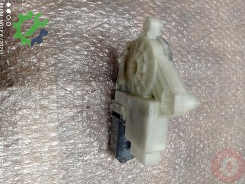 Volkswagen Passat Cam Motoru 5Q4959811H çıkma parça