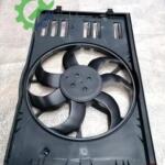 Fan Paneli Volkswagen Golf 2022 Çıkma 5QM121205
