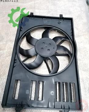 Volkswagen Golf Fan Paneli 5QM121205 çıkma parça